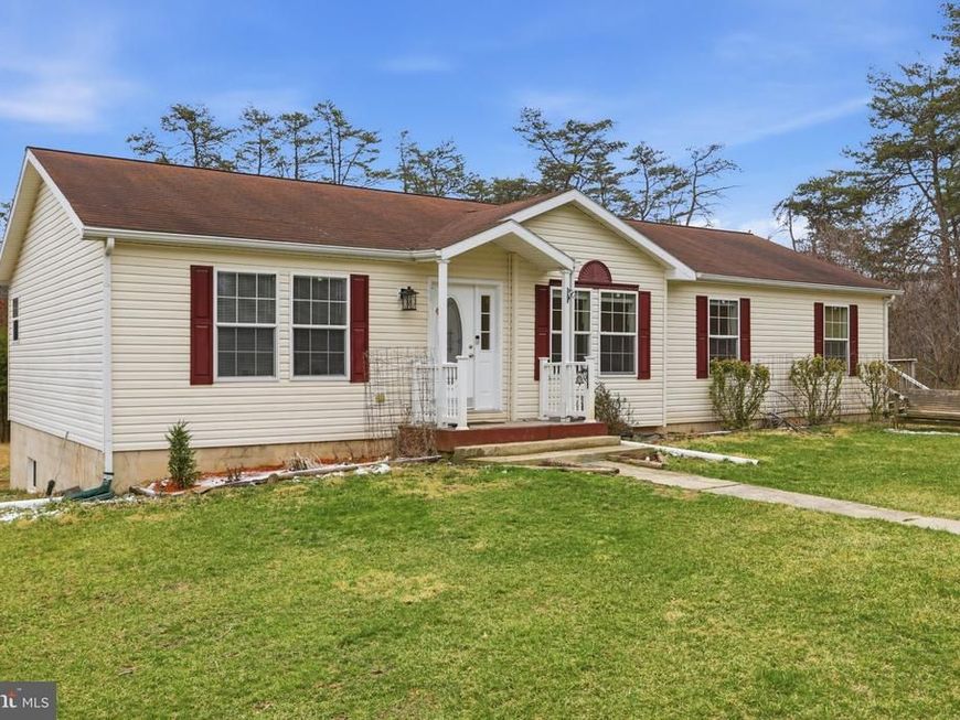 271 Packing Shed Road, Berkeley Springs, WV 25411 Main Photo