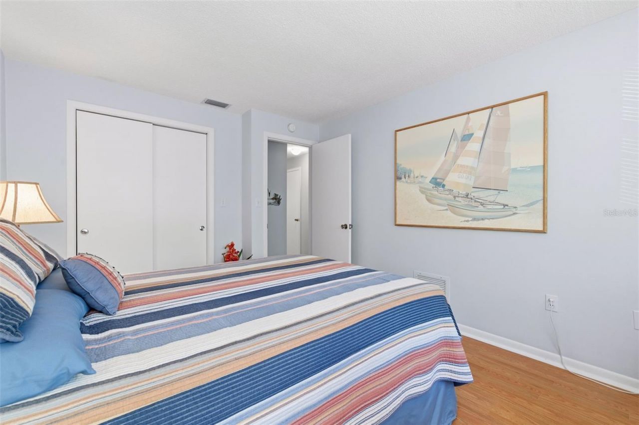 650 Pinellas Point Drive S, Unit 230, Saint Petersburg, FL 33705 Photo