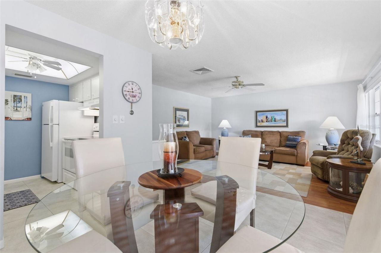 650 Pinellas Point Drive S, Unit 230, Saint Petersburg, FL 33705 Photo