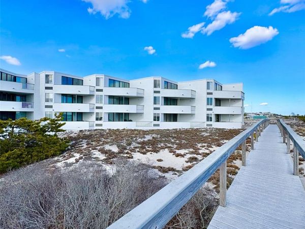 253 Dune, Unit #49, Westhampton Beach, NY 11978