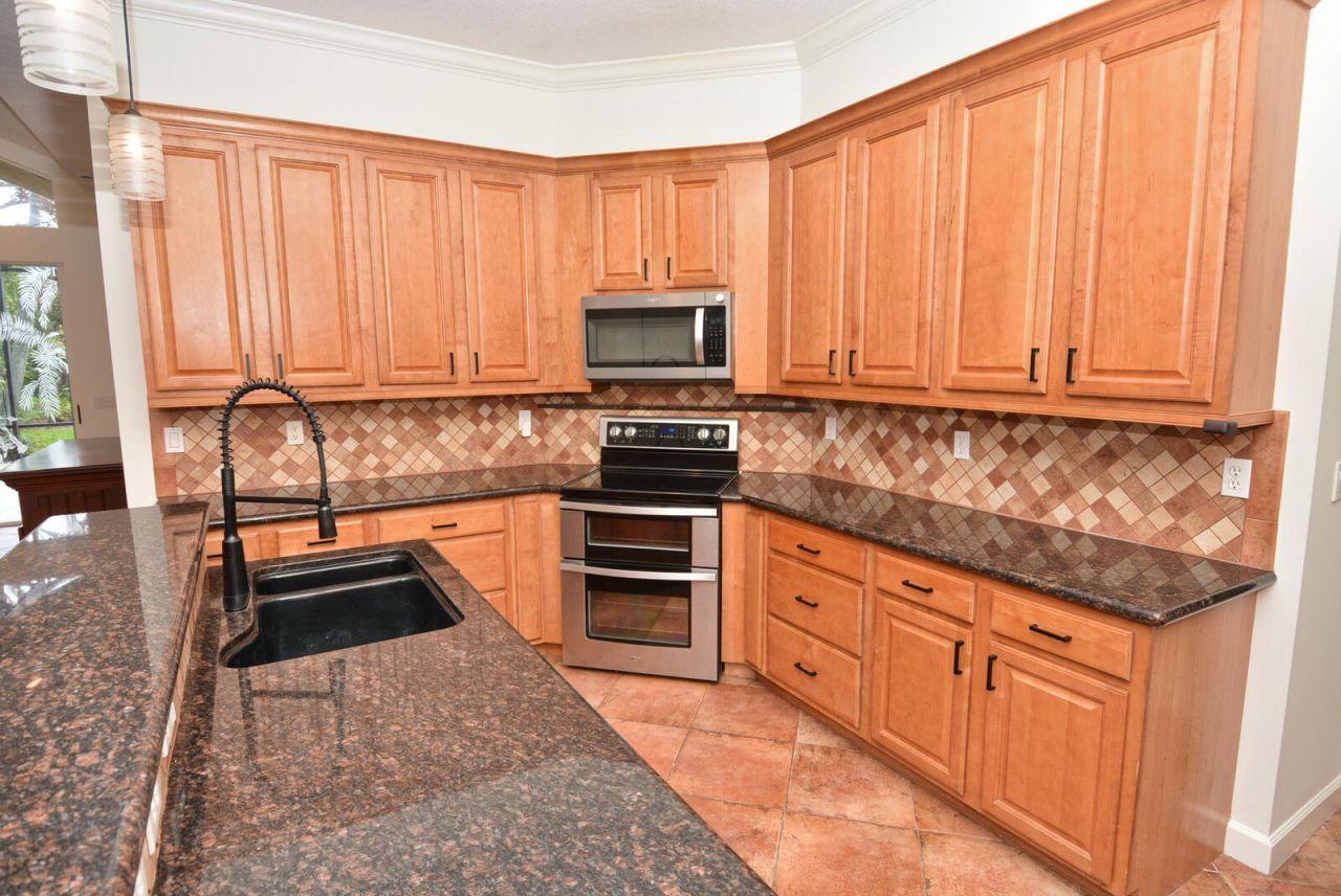 9005 Pumpkin Ridge, Port Saint Lucie, FL 34986 Photo