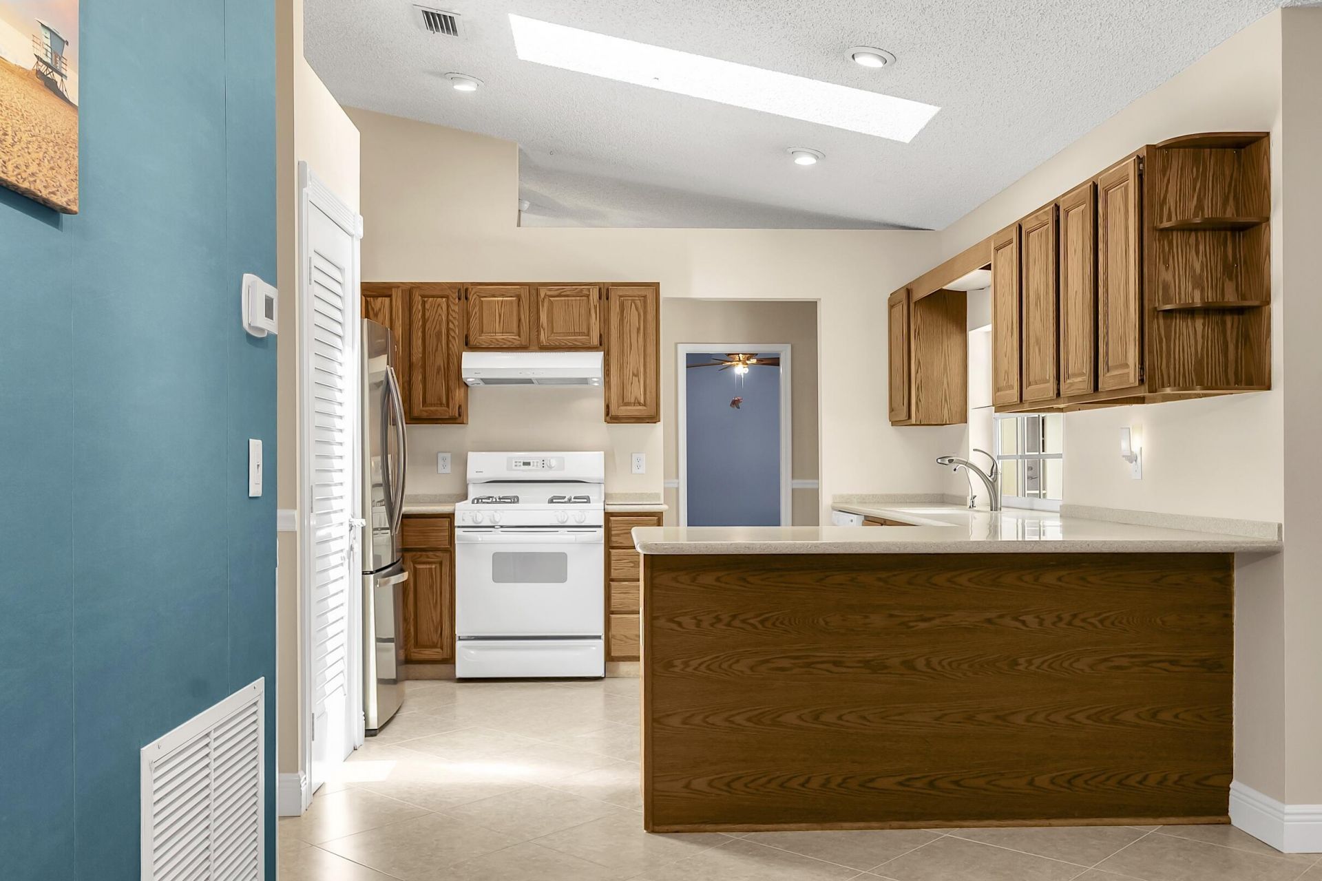 355 86th Terrace S, West Palm Beach, FL 33411 Photo