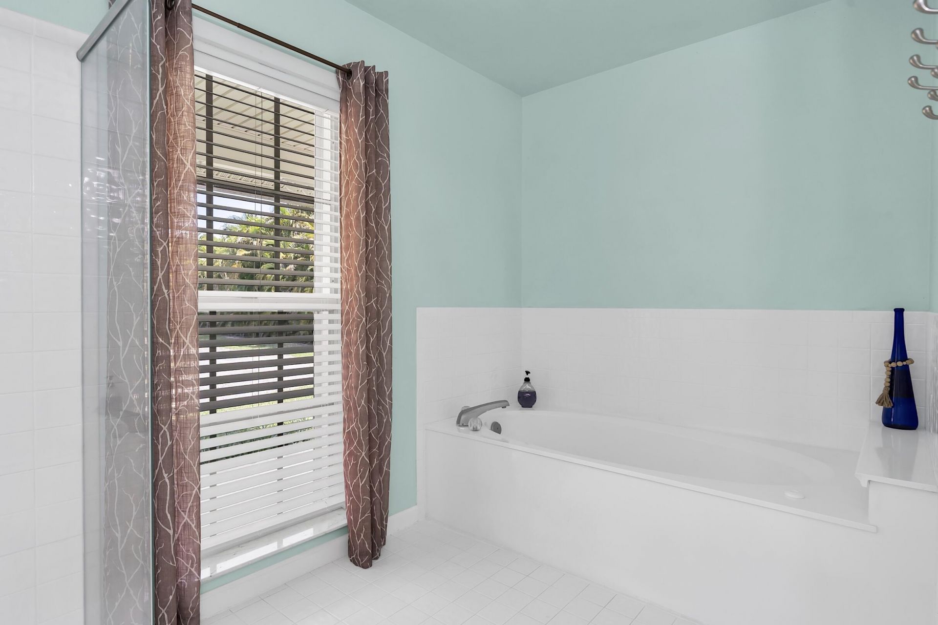 355 86th Terrace S, West Palm Beach, FL 33411 Photo