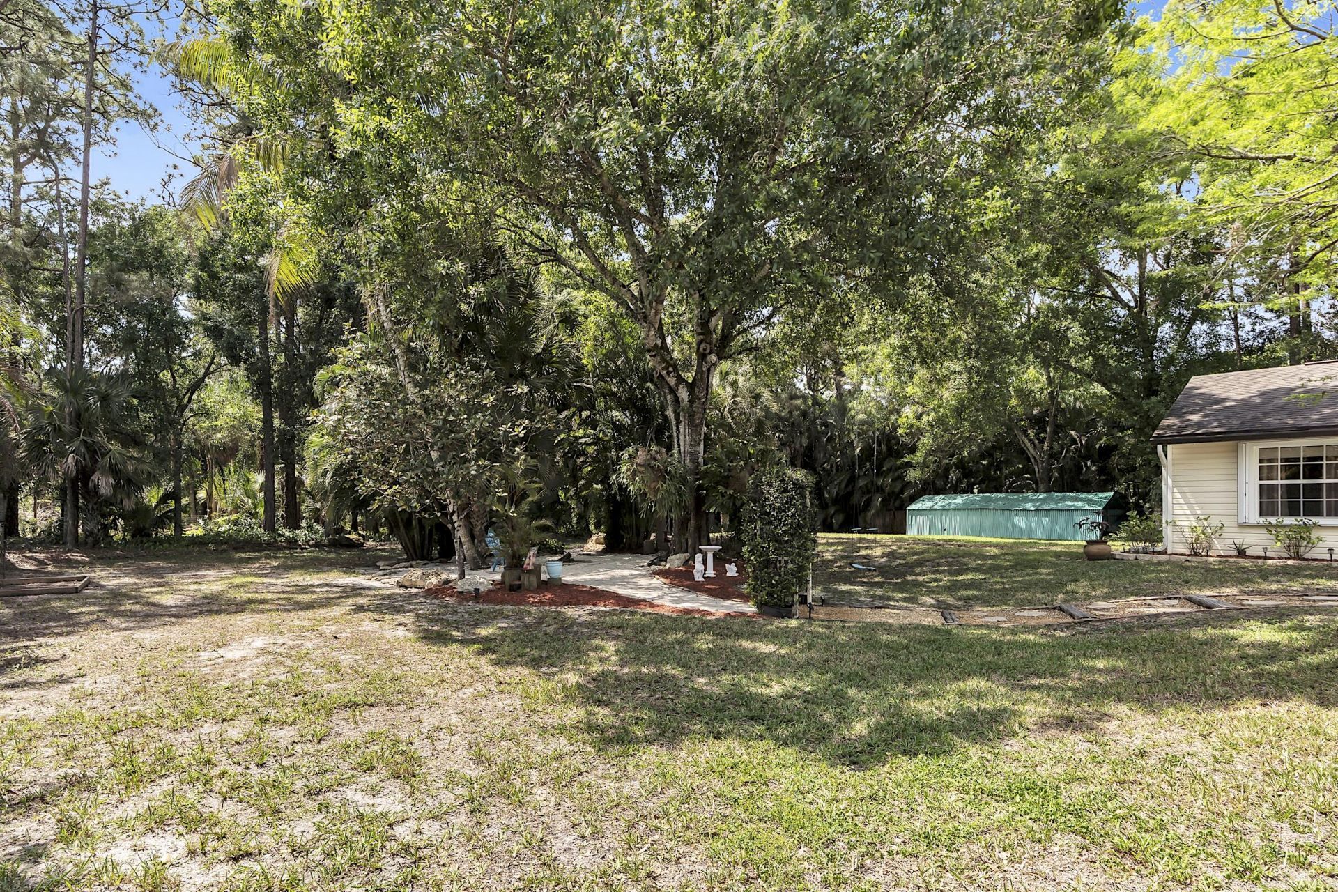 355 86th Terrace S, West Palm Beach, FL 33411 Photo