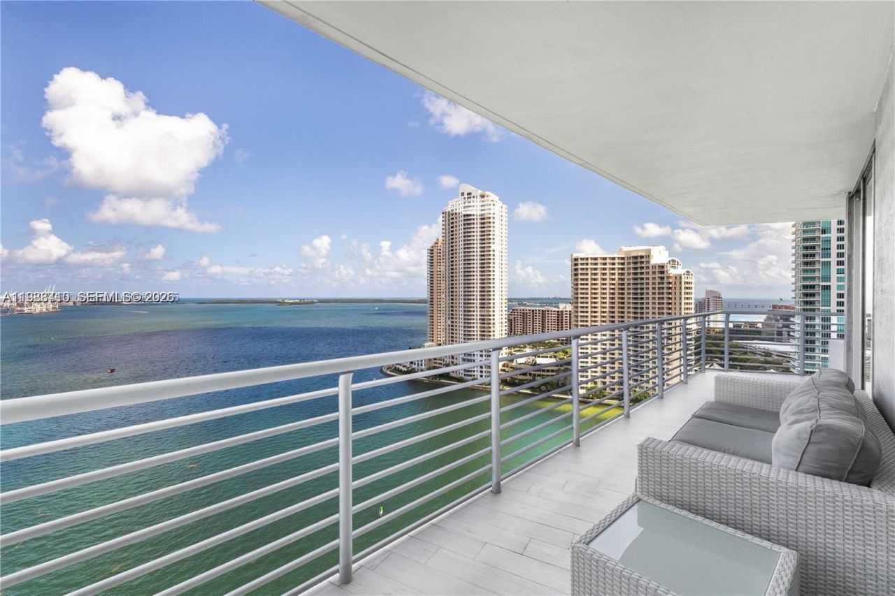 335 S Biscayne , Unit 2309, Miami, FL 33131 Photo