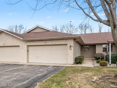 981 Amber View Drive SW, Byron Twp, MI 49315