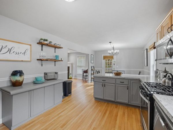 131 Forest Hill Way, Manchester, NH 03109