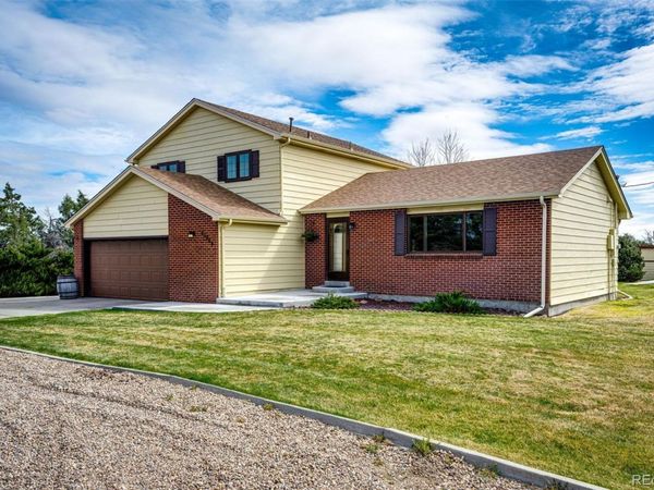 55004 E Bison Drive , Strasburg, CO 80136