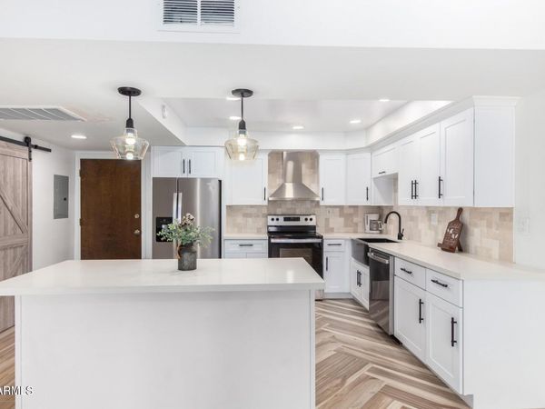 7930 E CAMELBACK Road, Unit 111, Scottsdale, AZ 85251