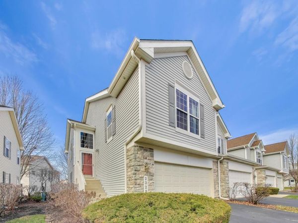 2325 Georgetown Circle , Aurora, IL 60503