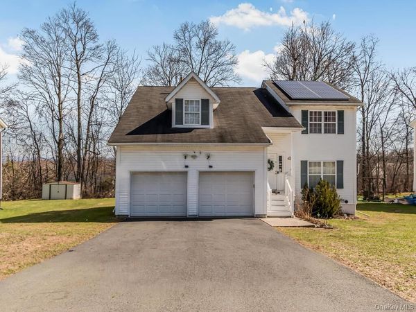 35 Dogwood Drive , Middletown, NY 10940