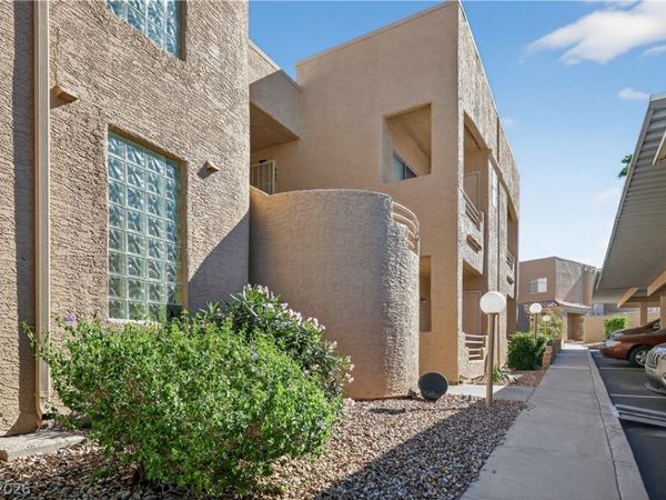 2193 Aspen Mirror Drive , Unit 102, Laughlin, NV 89029