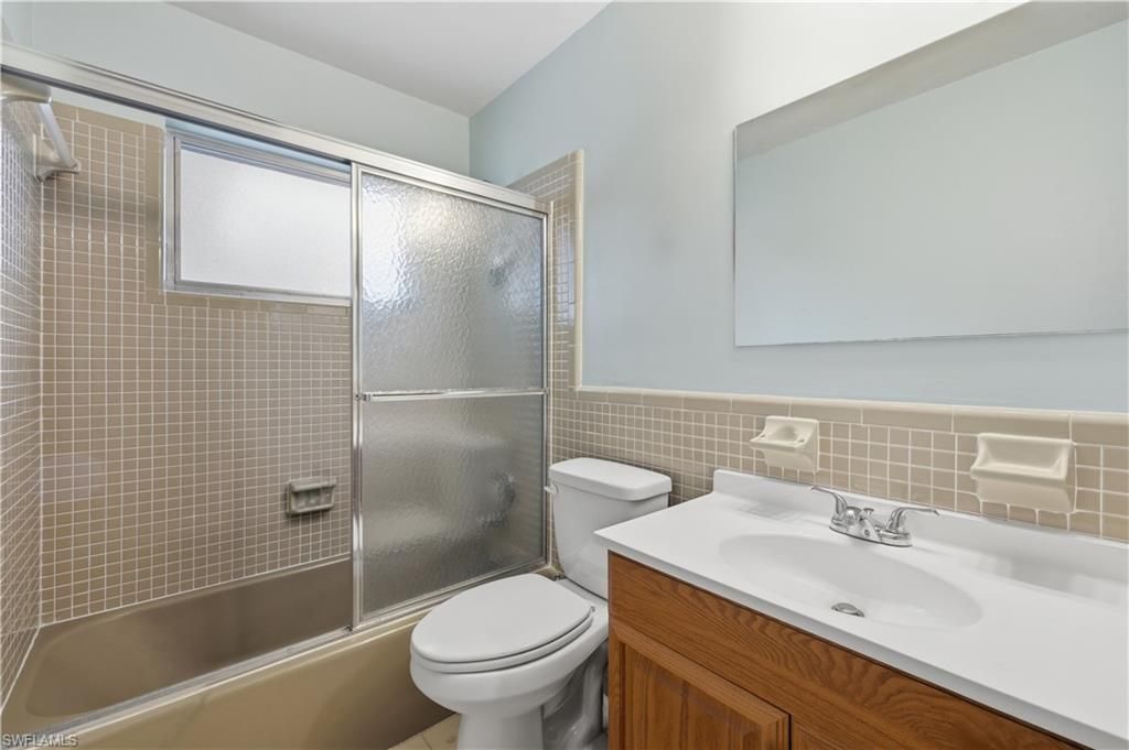 106 E Lake Dr , Lehigh Acres, FL 33936 Photo