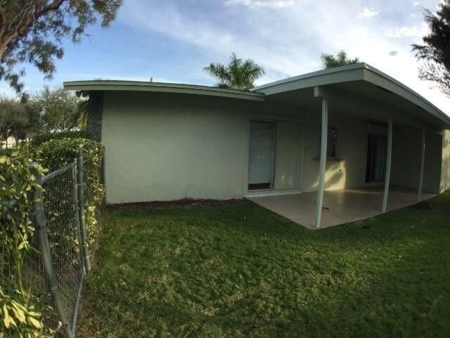 1314 NW 2nd Circle, Boca Raton, FL 33432 Photo
