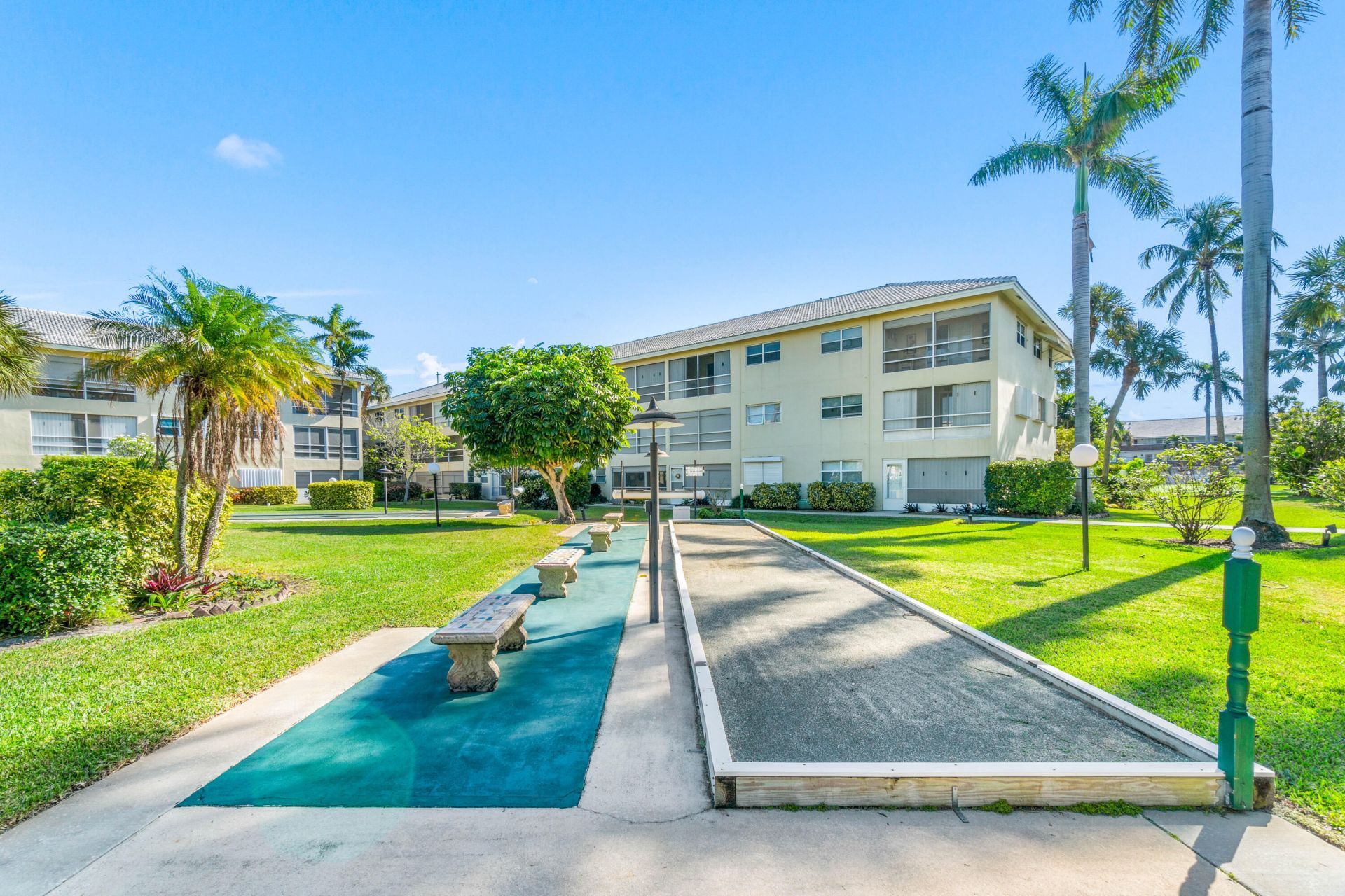 1951 NE 39th Street, Unit 131, Lighthouse Point, FL 33064 Photo