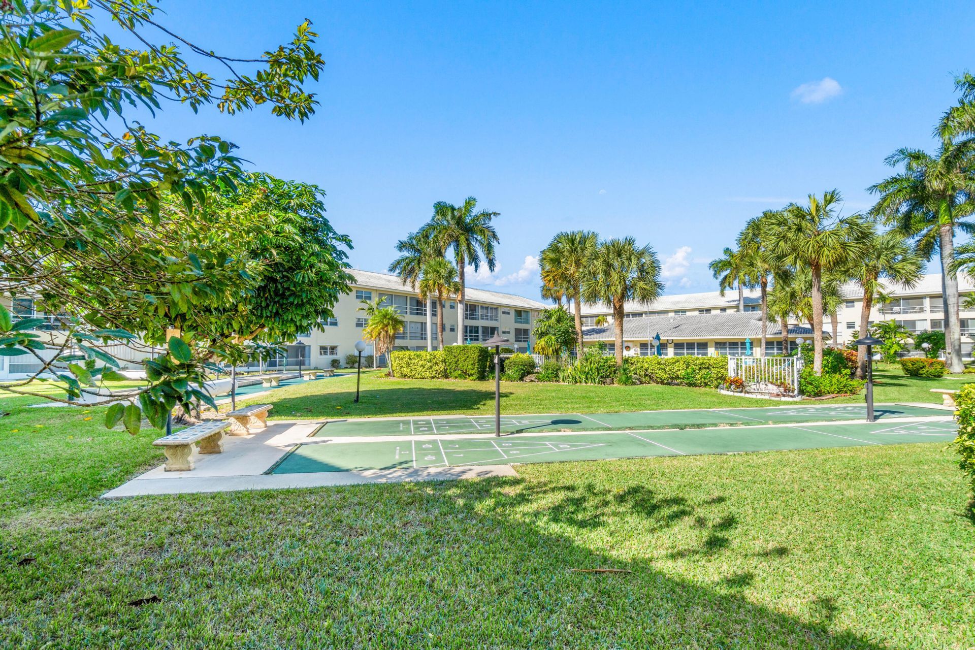 1951 NE 39th Street, Unit 131, Lighthouse Point, FL 33064 Photo