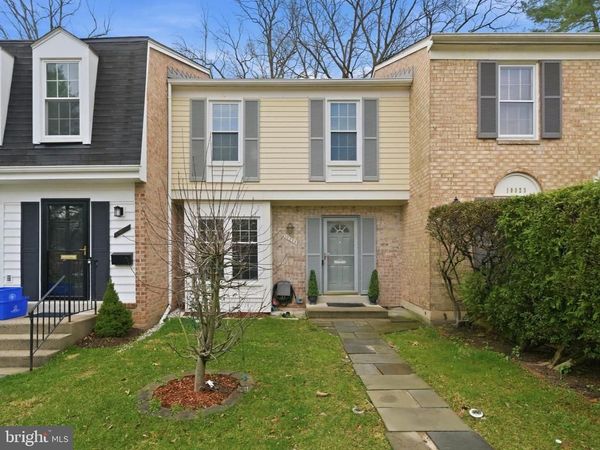 10025 MAPLE LEAF DRIVE, GAITHERSBURG, MD 20886