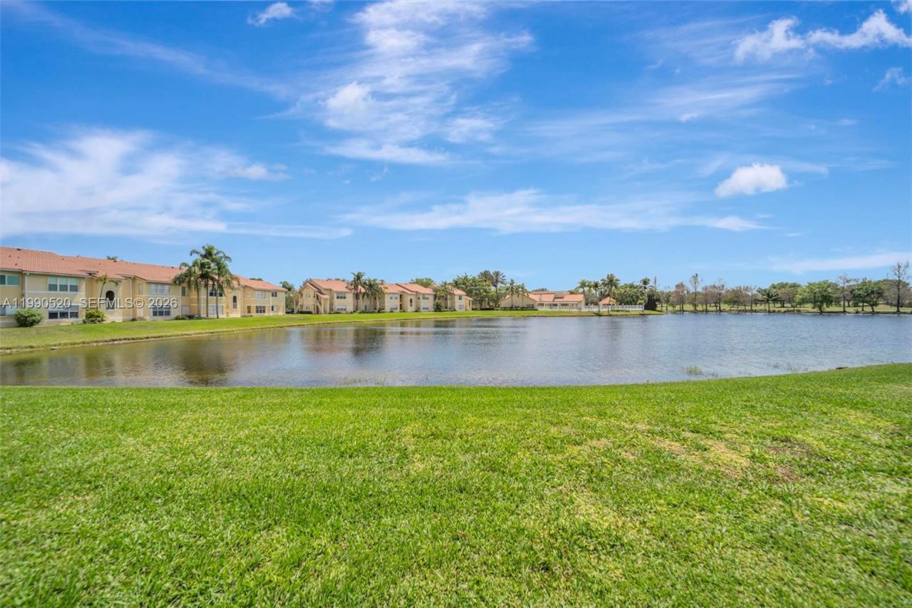 12400 Vista Isles Dr , Unit 1417, Sunrise, FL 33325 Photo