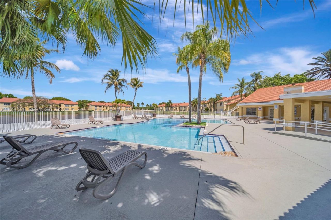 12400 Vista Isles Dr , Unit 1417, Sunrise, FL 33325 Photo