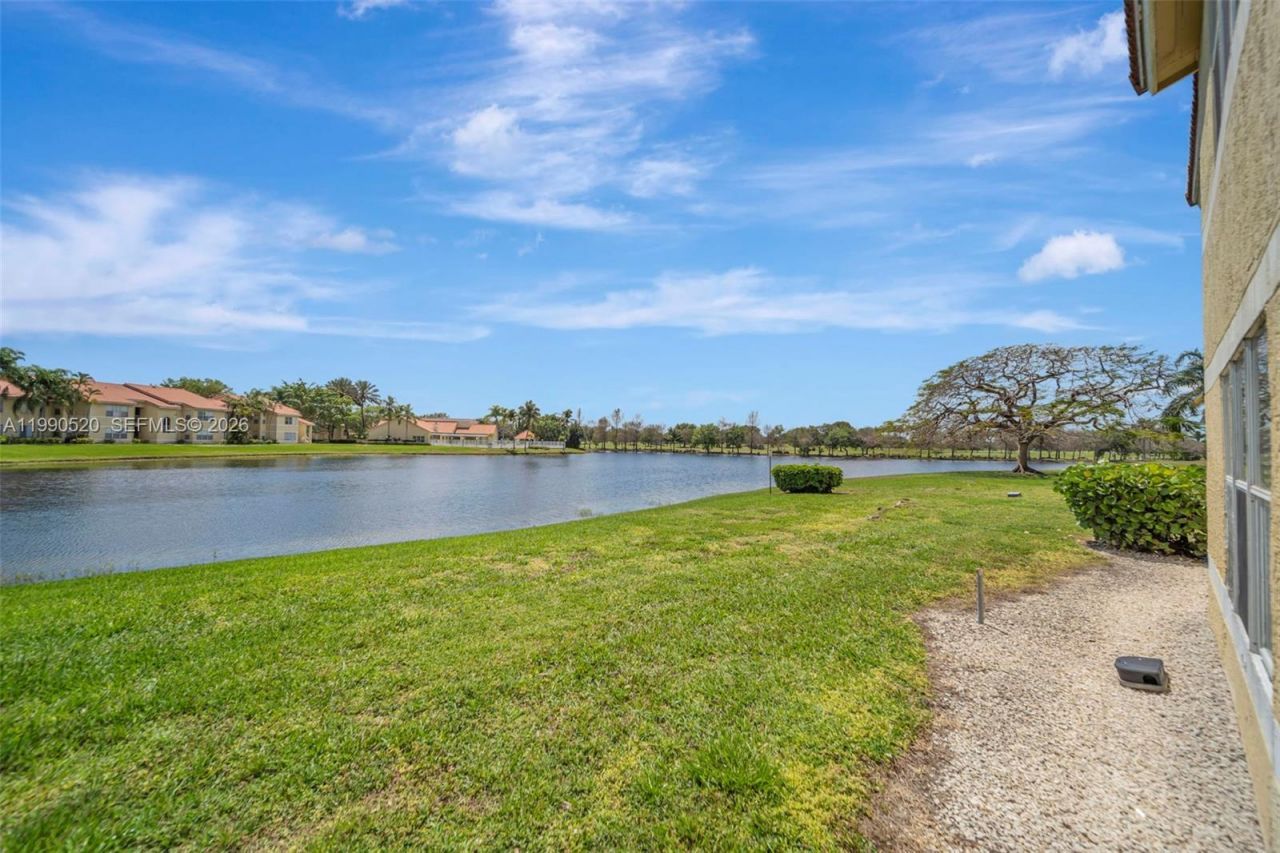 12400 Vista Isles Dr , Unit 1417, Sunrise, FL 33325 Photo