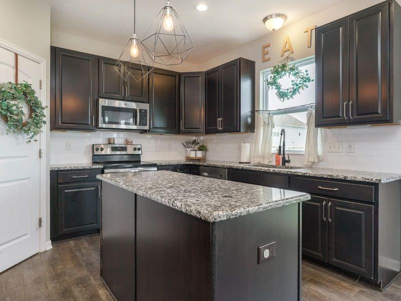 623 Azalea Fields Drive , Blacklick, OH 43004 Photo 10