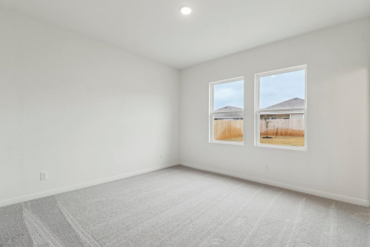 475 Castillo Dr. Photo 10