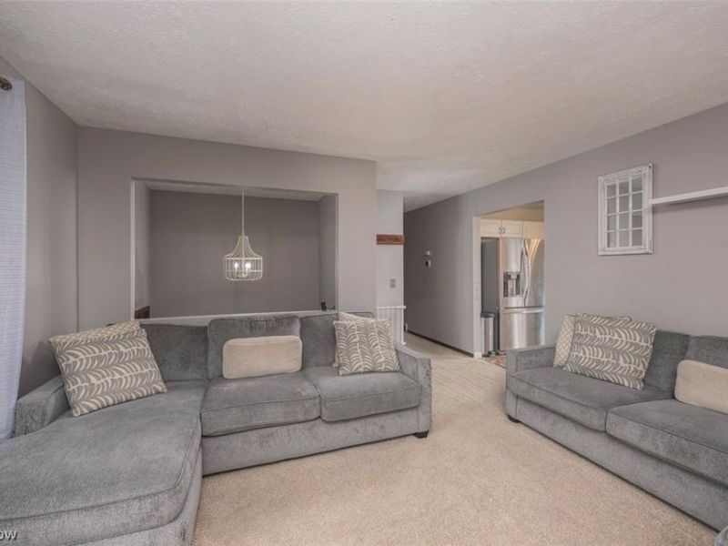 5326 Hillsboro Avenue SE, Canton, OH 44707 Photo 11