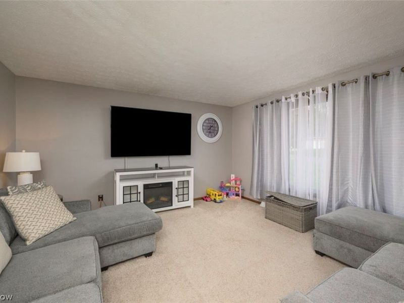 5326 Hillsboro Avenue SE, Canton, OH 44707 Photo 12