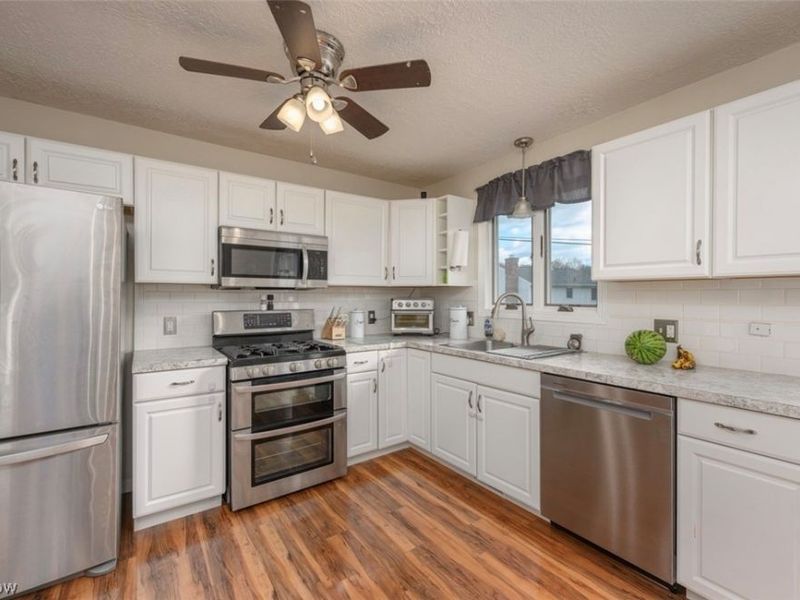 5326 Hillsboro Avenue SE, Canton, OH 44707 Photo 12