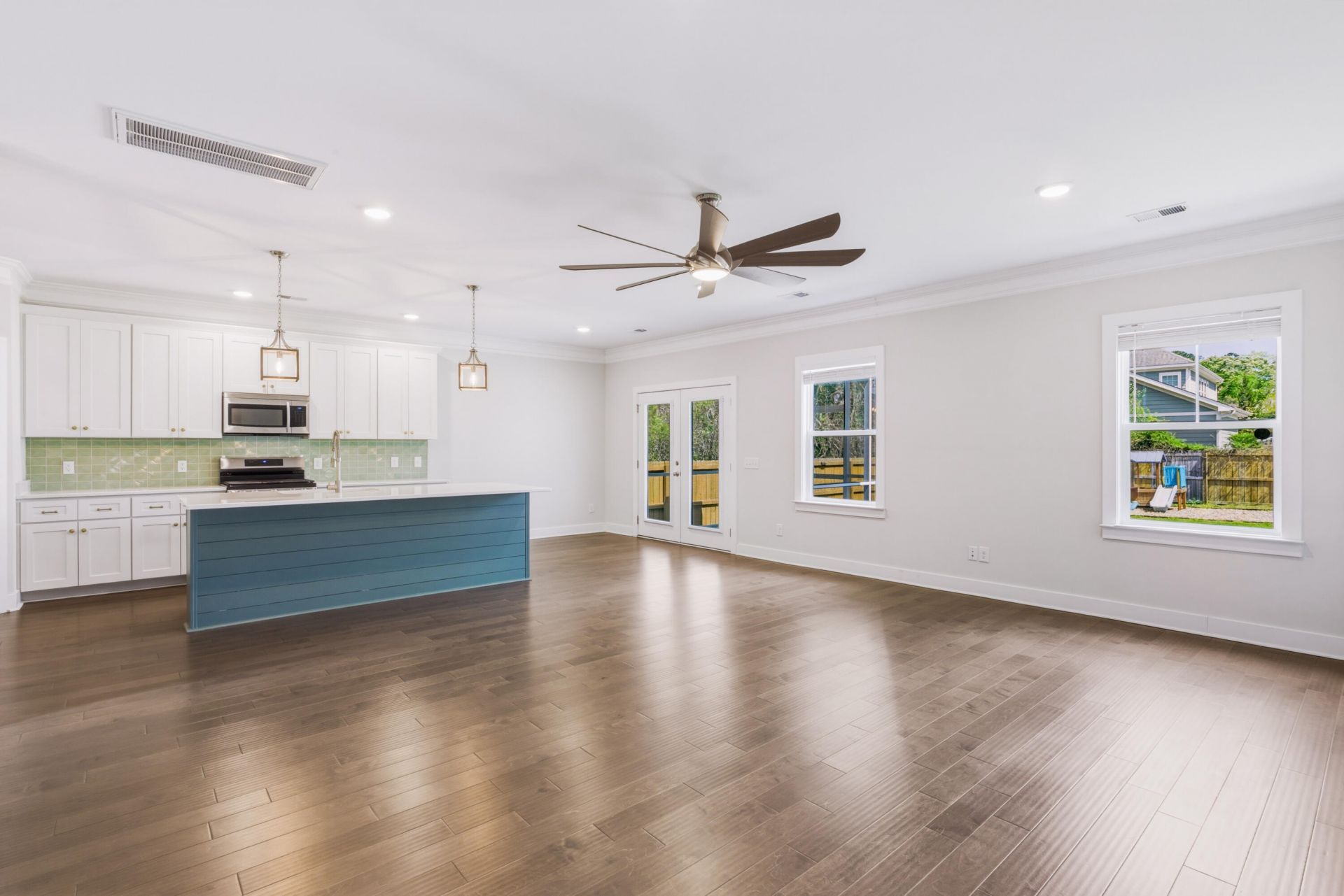 550 Fleming Road Photo 13