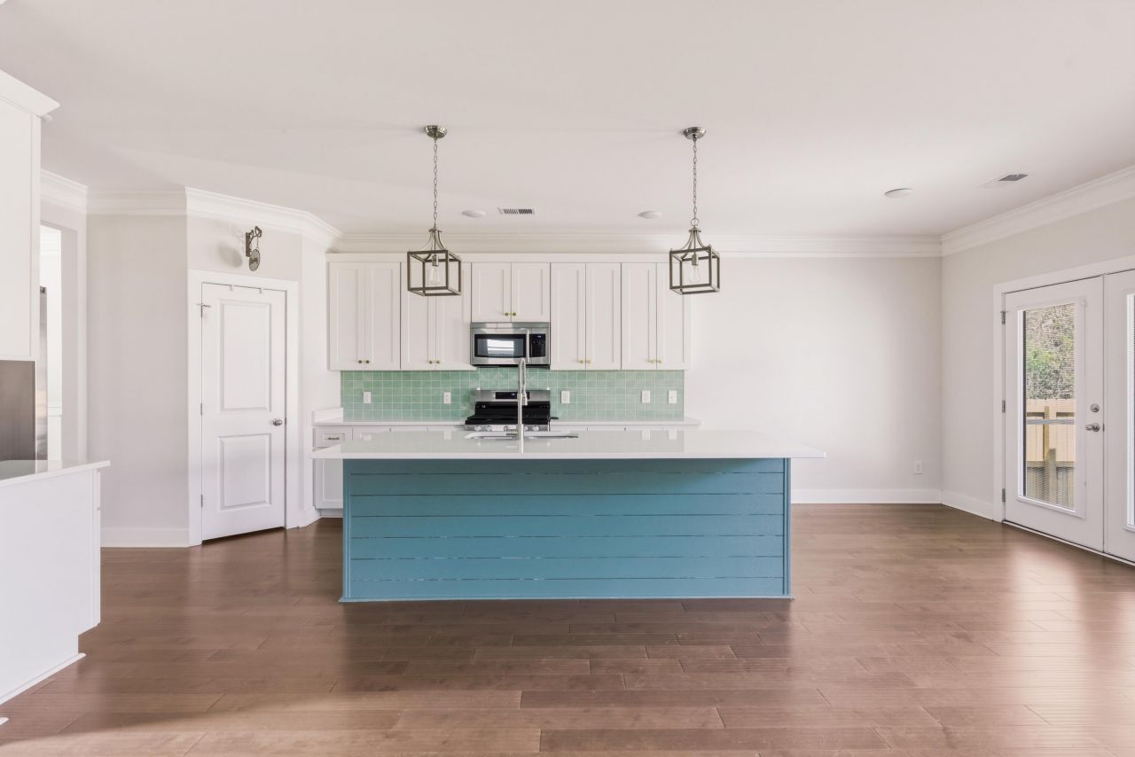 550 Fleming Road Photo 14