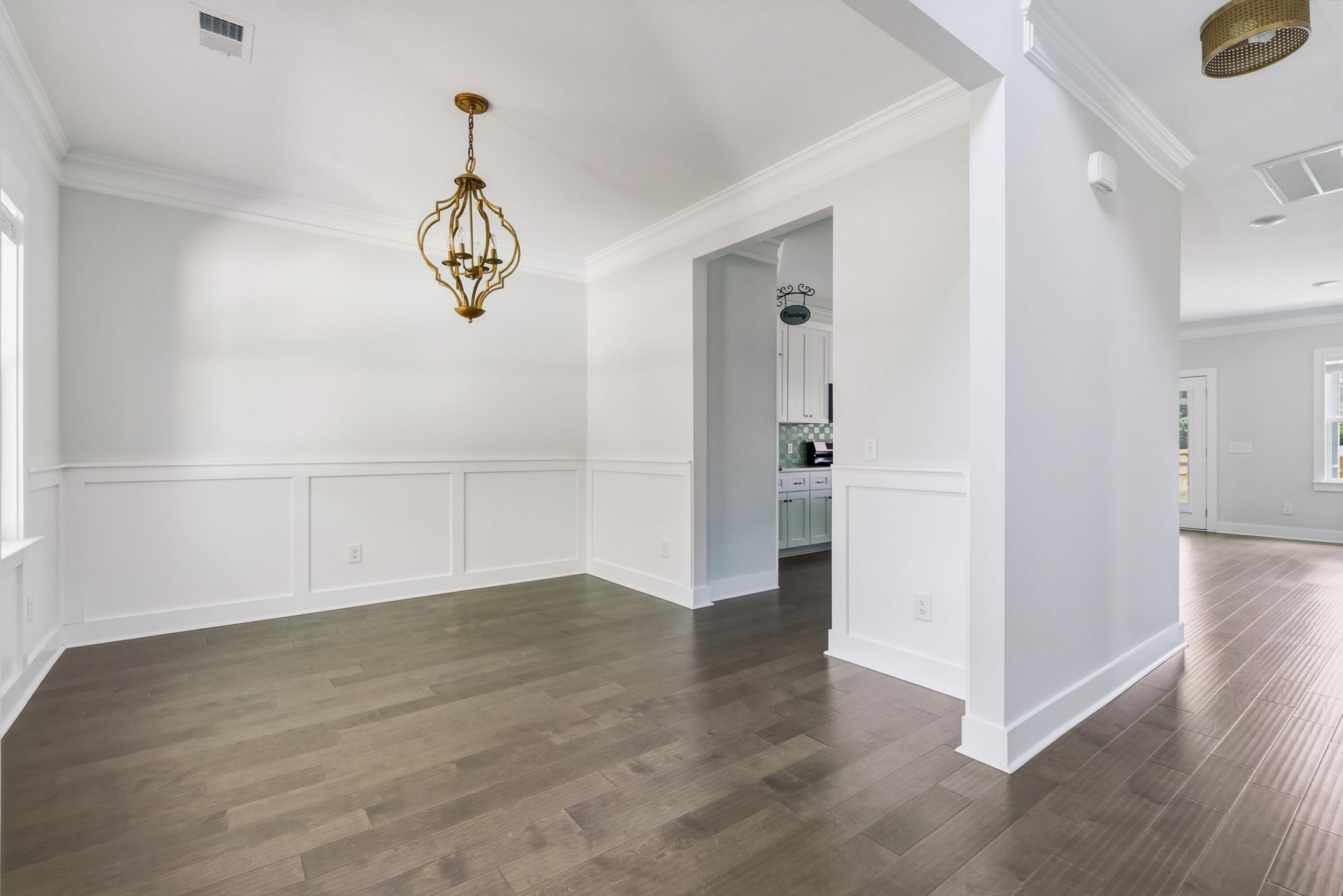 550 Fleming Road Photo 14