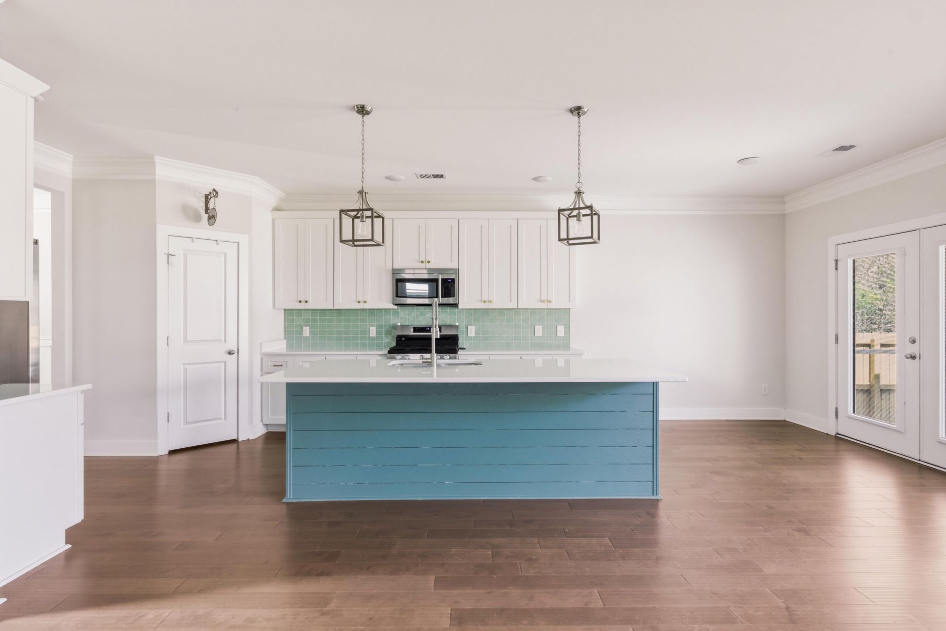 550 Fleming Road Photo 16