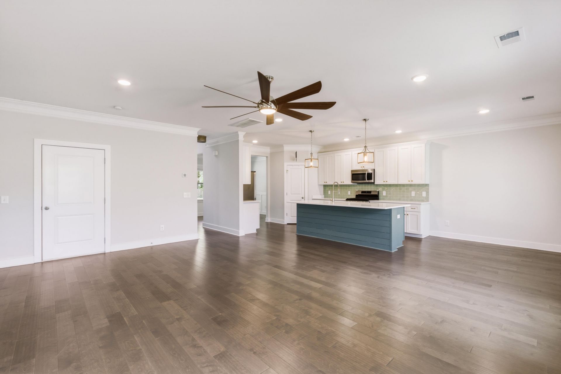 550 Fleming Road Photo 17