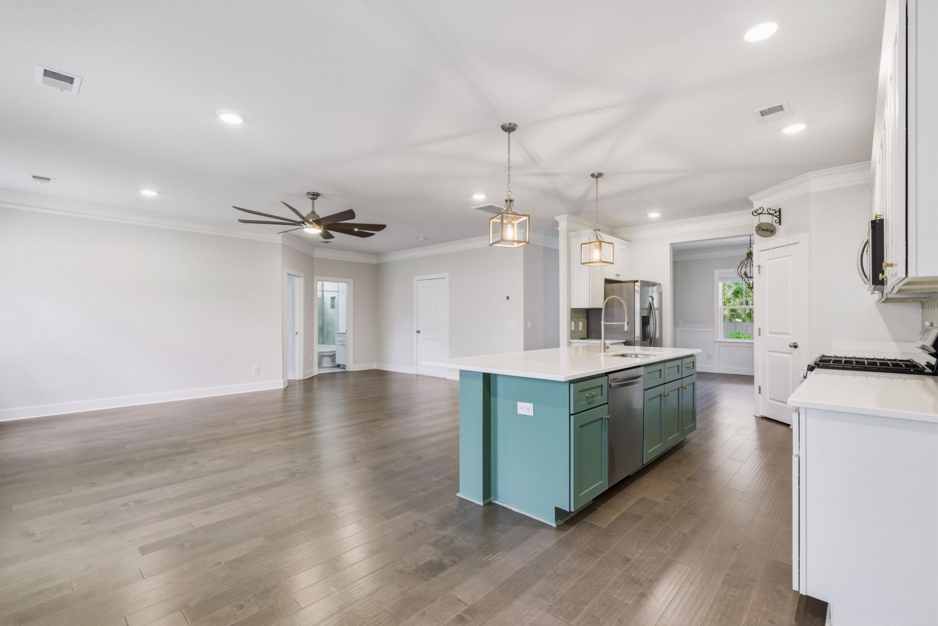 550 Fleming Road Photo 18
