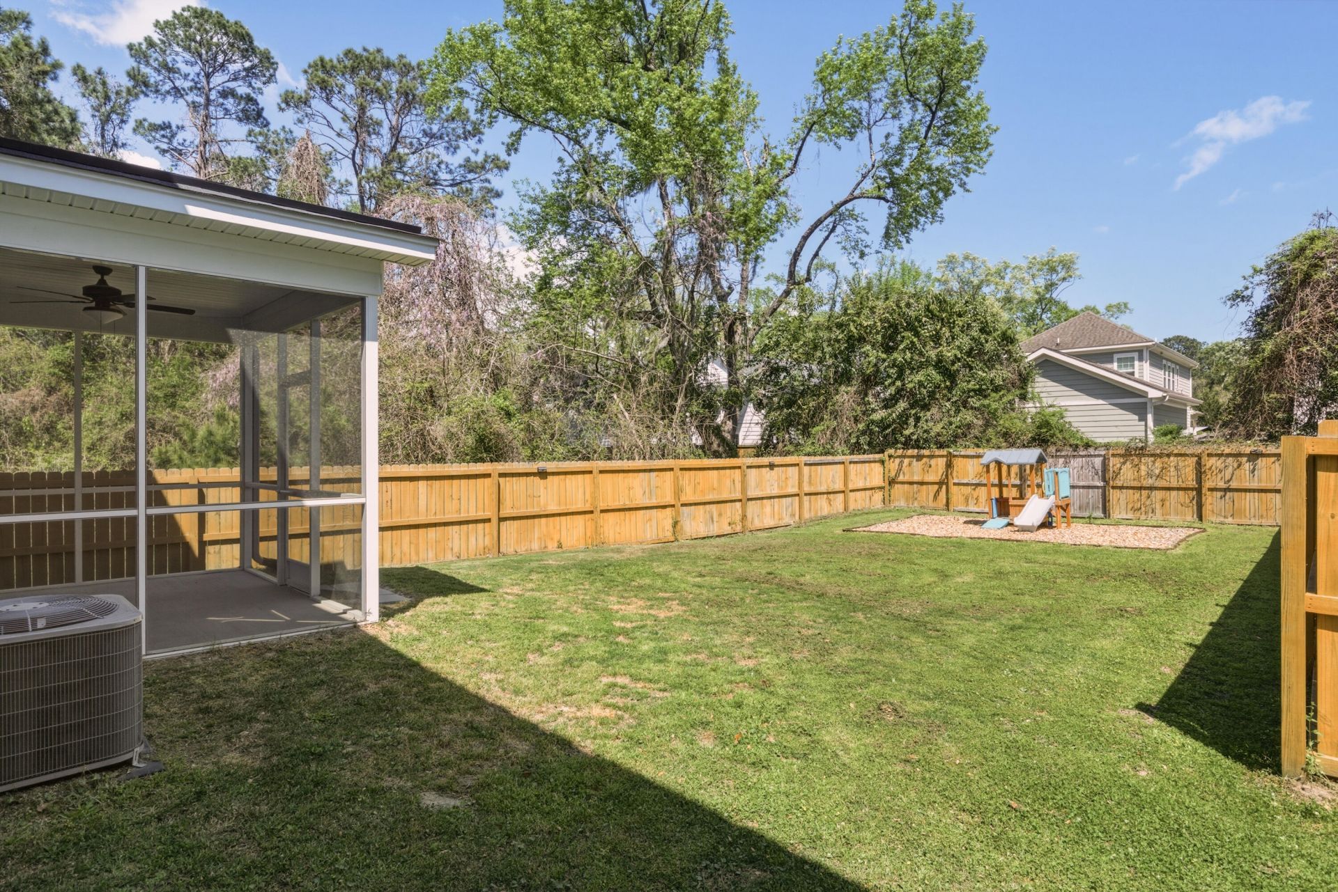 550 Fleming Road Photo 6