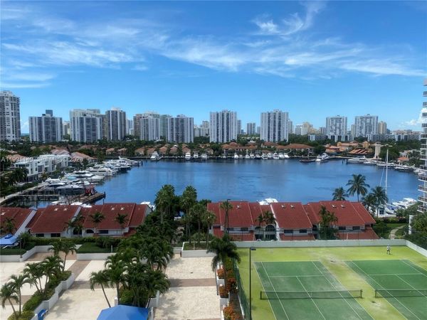 3640 Yacht Club Dr, Unit 1009, Aventura, FL 33180