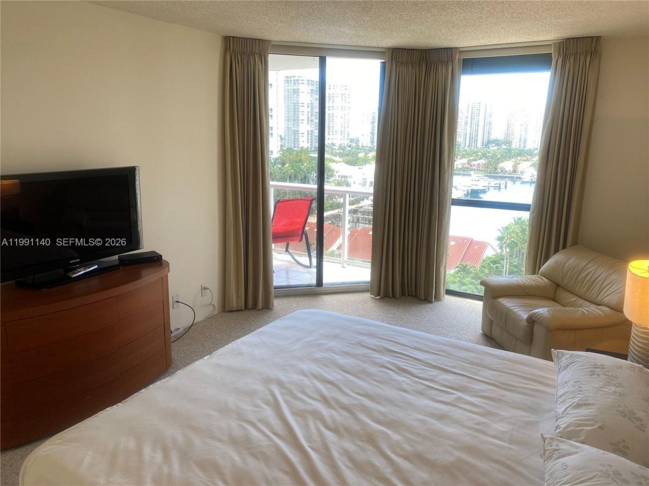 3640 Yacht Club Dr, Unit 1009, Aventura, FL 33180 Photo