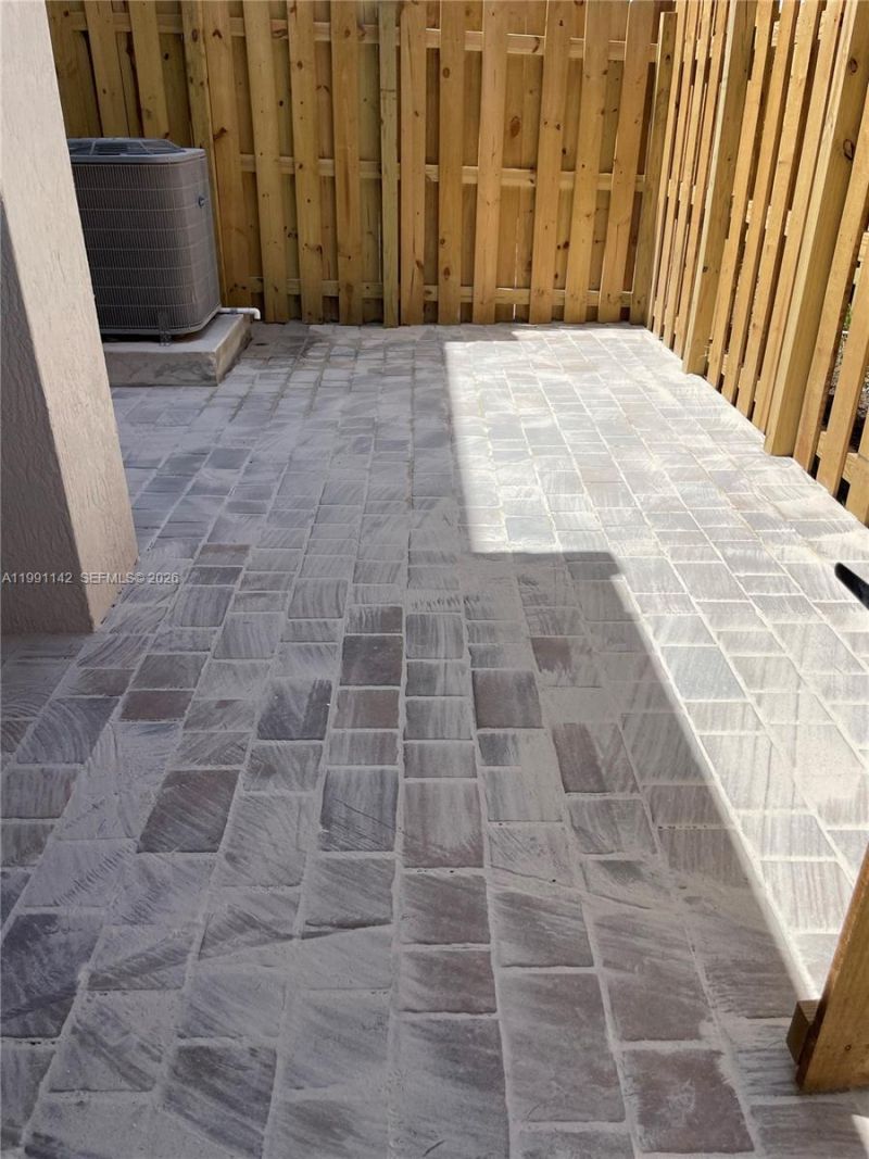 210 SW 159th Ct , Pembroke Pines, FL 33027 Photo