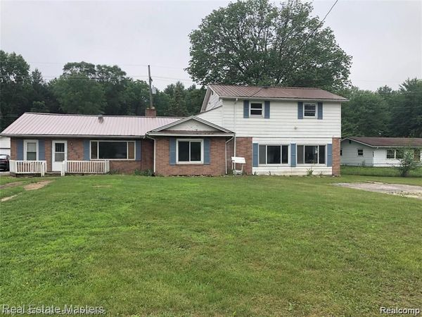 4265 Pine Grove Avenue, Fort Gratiot Twp, MI 48059