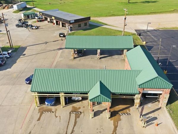 319 W Lennon Drive , Emory, TX 75440