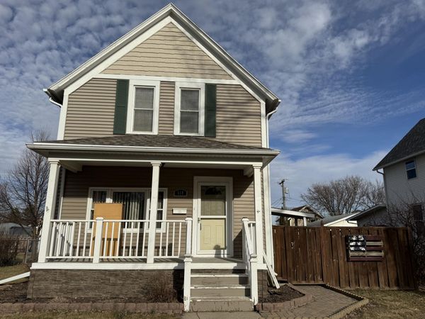 518 N 1st Street, Aberdeen, SD 57401