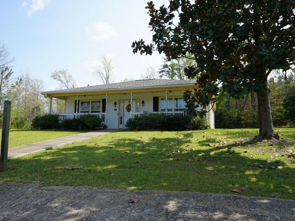 5950 Young Crossing, Louisville, MS 39339