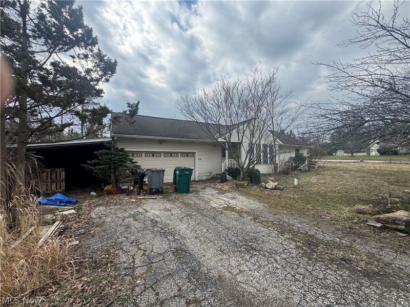 8367 Kirkwood Drive, Chesterland, OH 44026 Photo 3