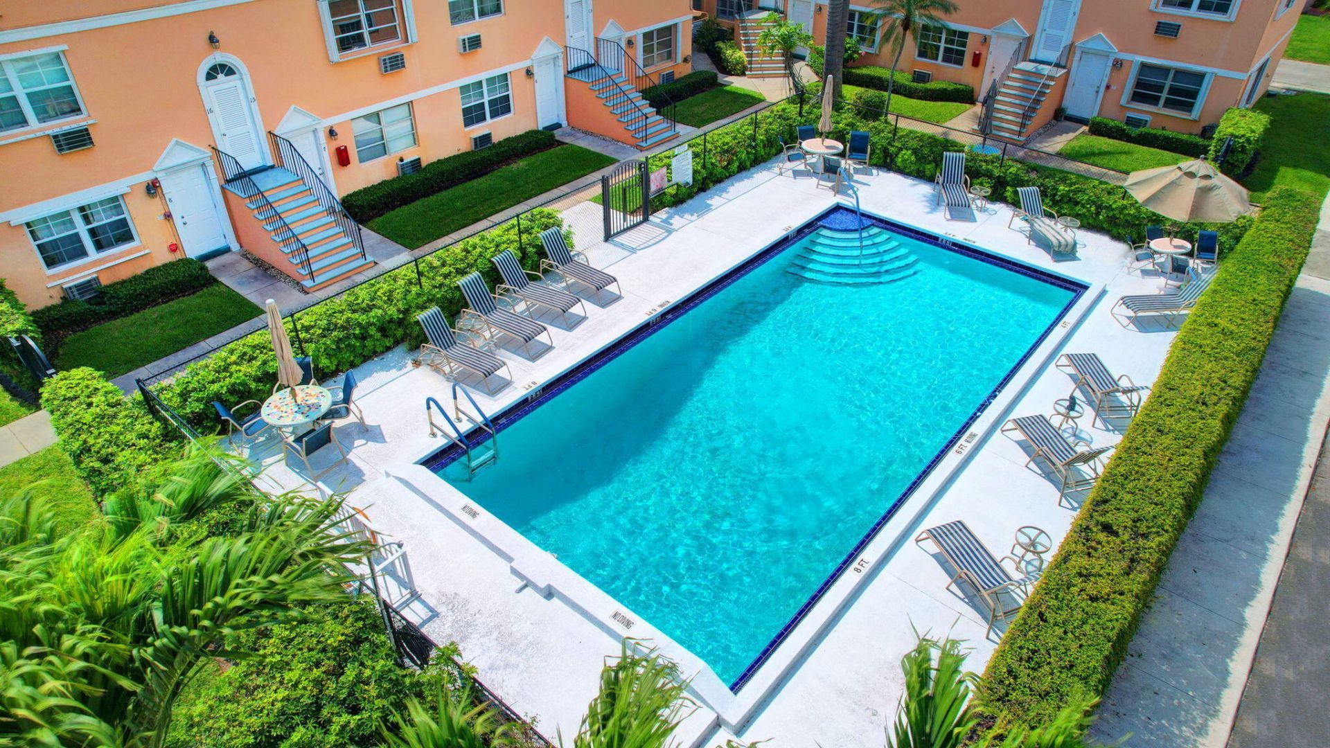 15 S Golfview Road, Unit 201, Lake Worth Beach, FL 33460 Photo