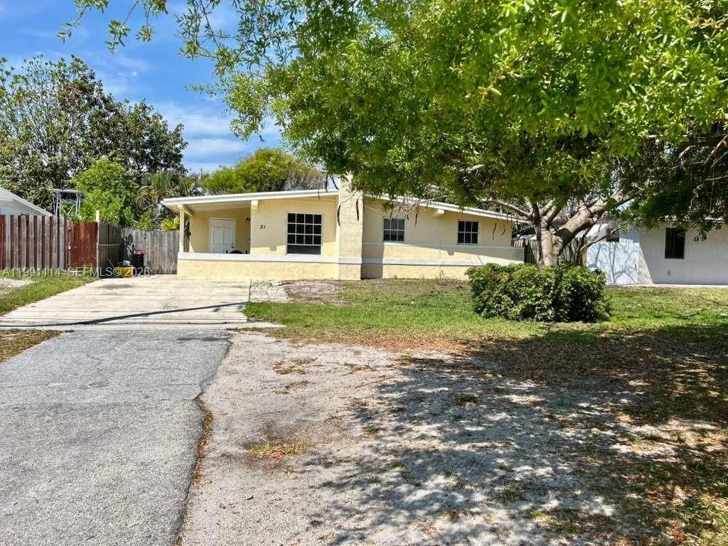 51 Davis Rd, Palm Springs, FL 33461 Photo