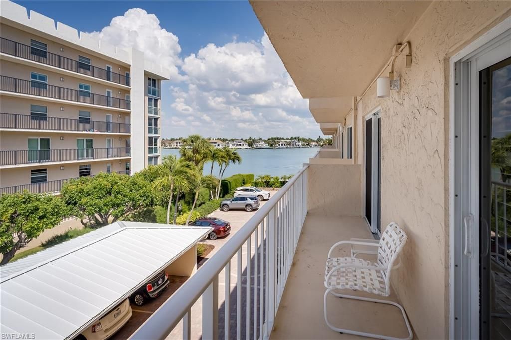 3450 Gulf Shore Blvd N, Unit 305, Naples, FL 34103 Photo
