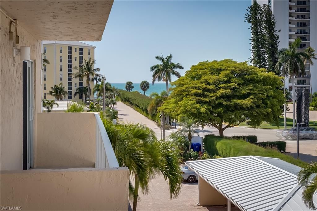 3450 Gulf Shore Blvd N, Unit 305, Naples, FL 34103 Photo
