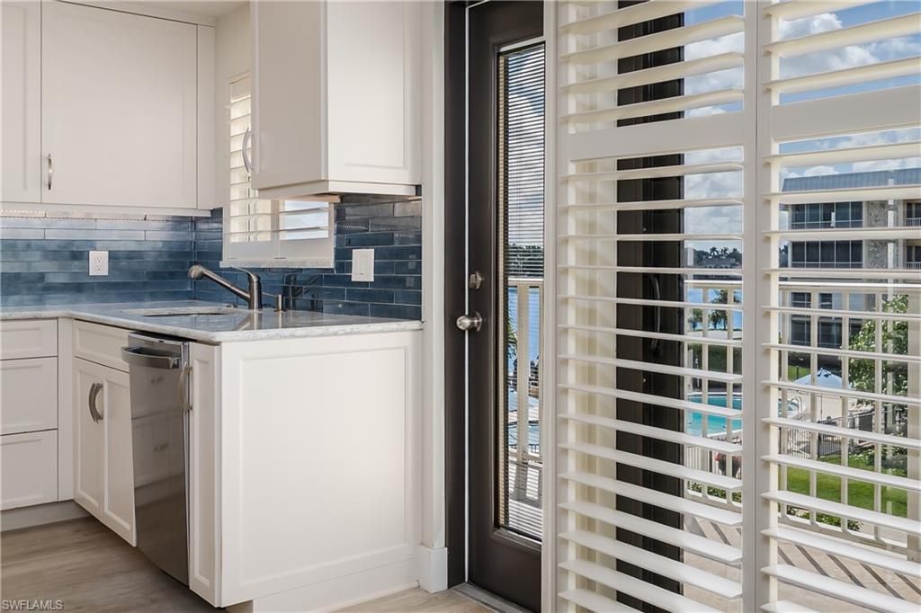 3450 Gulf Shore Blvd N, Unit 305, Naples, FL 34103 Photo