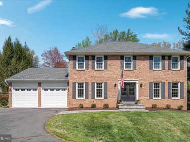 9910 CHASE HILL COURT, VIENNA, VA 22182